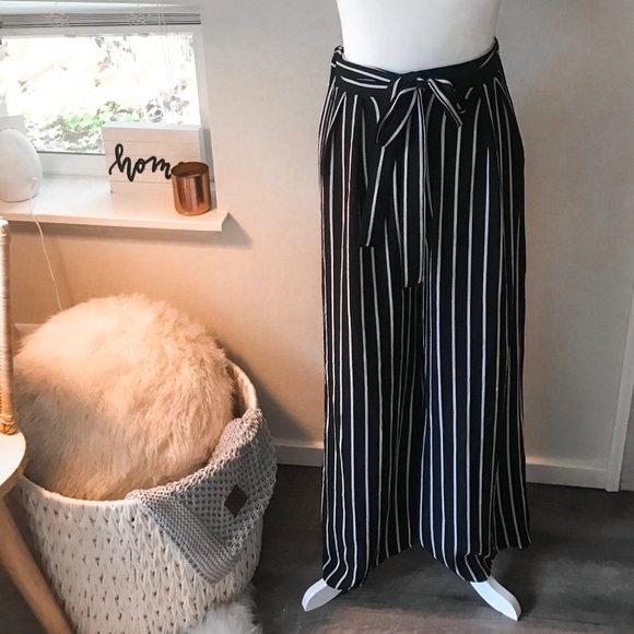 Wide Leg, high waisted trouser - Picture 1 of 2